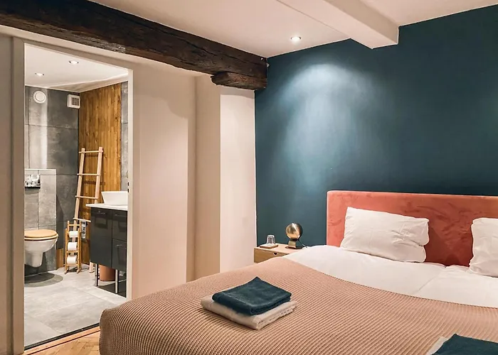 アパート Luxurious In Center *